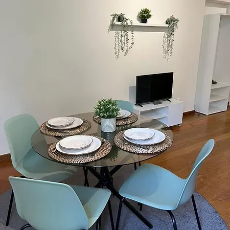 A Zona Historica Clerigos Apartment Porto